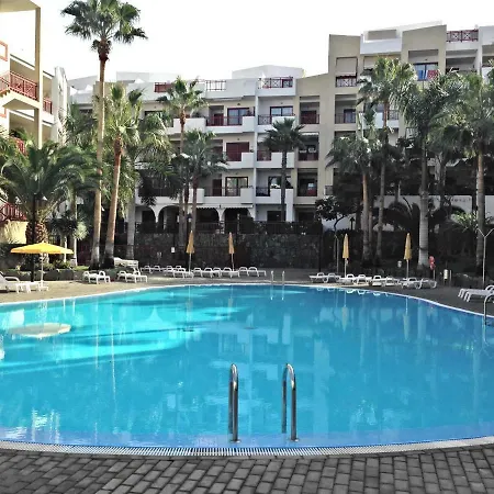 Διαμέρισμα Quite Eden Pool *